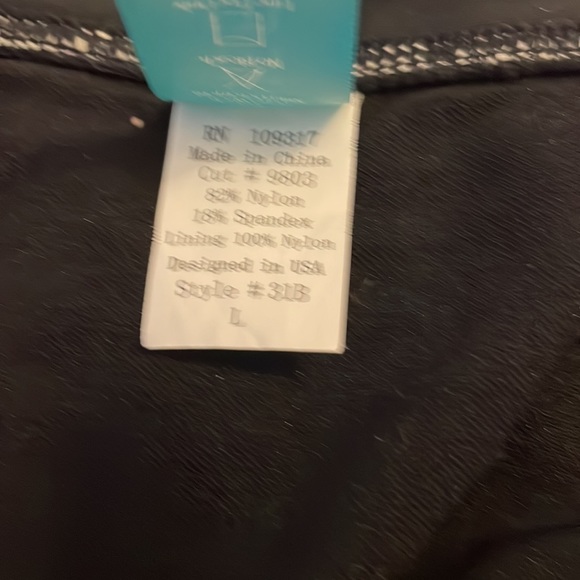 Two piece sunsets bikini. - Picture 4 of 10